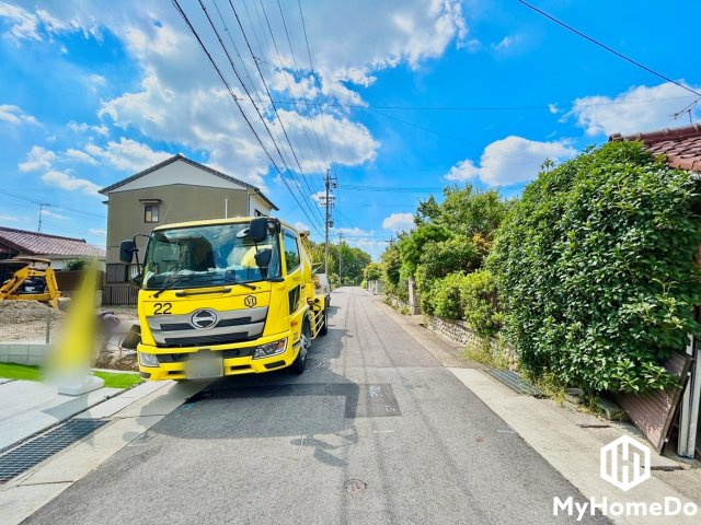守山区村合町の前面道路含む現地写真