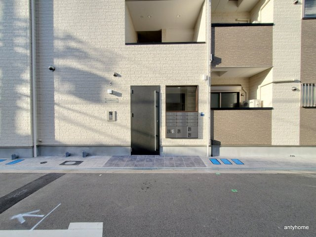 GRANDIR A 仲介手数料無料のエントランス