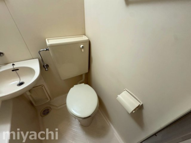 クリスタルハイツⅠのトイレ