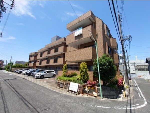 グレイスコート原の外観