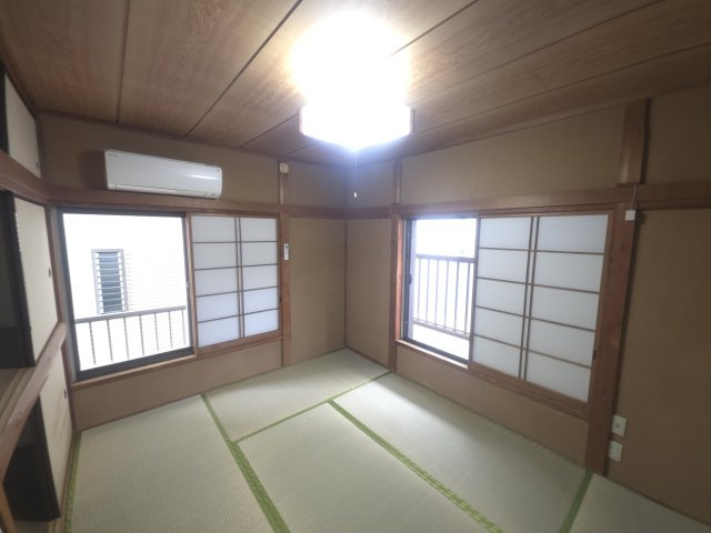 松島４丁目貸家の和室