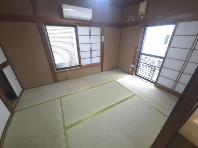 松島４丁目貸家の和室
