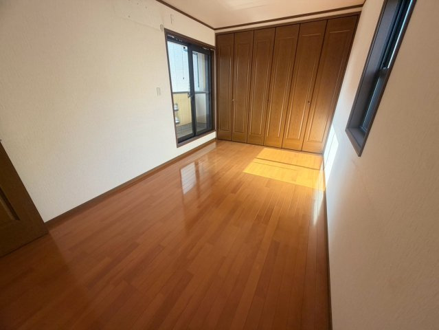 東柳町
