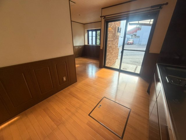 東柳町