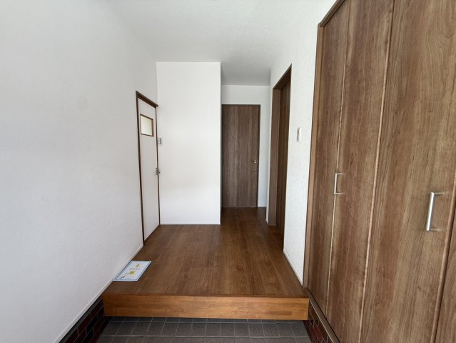 和歌山市中島・中古戸建・115484の玄関