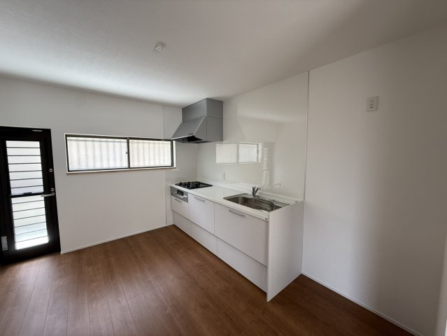 和歌山市中島・中古戸建・115484のキッチン