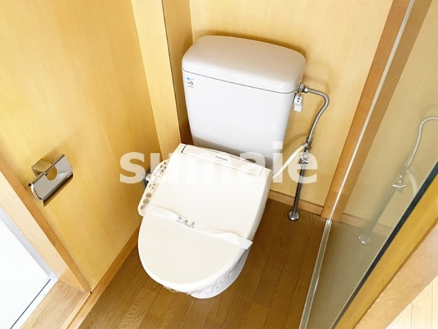 6(シス)のトイレ|きれいなトイレです！