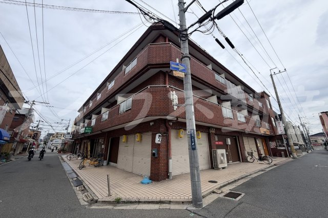 エトワールヴィルーR瓜生堂の外観