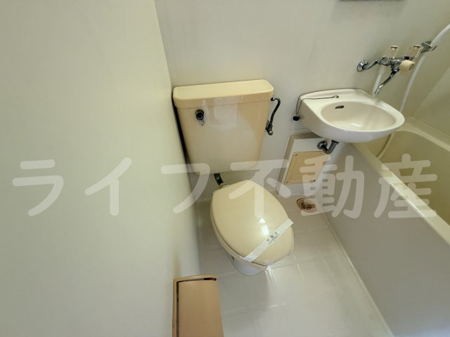 エトワールヴィルーR瓜生堂のトイレ|清潔感のあるトイレです