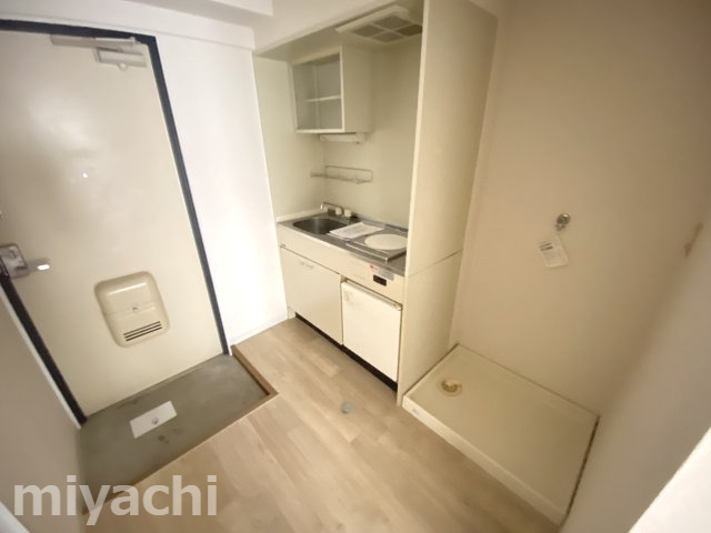 徳島市佐古一番町の賃貸マンションの玄関