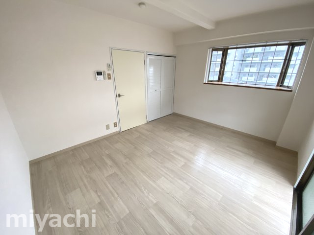 徳島市佐古一番町の賃貸マンションの内装