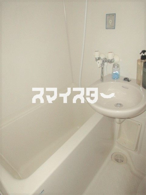 Ｄ．１柏町の浴室