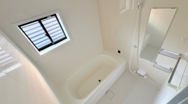 フェスタリア宮野【キャッシュバック対象物件】の浴室|お風呂です