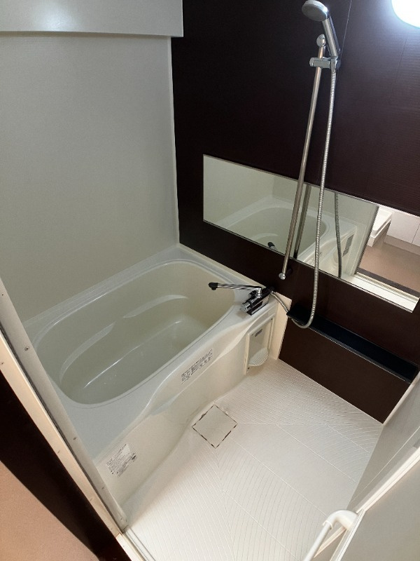 厚生町クラウンズマンションの浴室