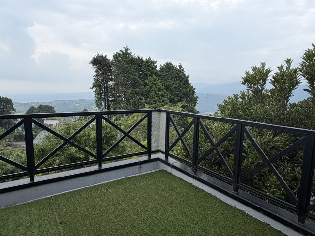 函南町　南箱根ダイヤランドのバルコニー