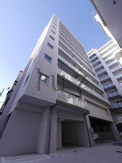 リヴシティ横濱新川町弐番館の外観