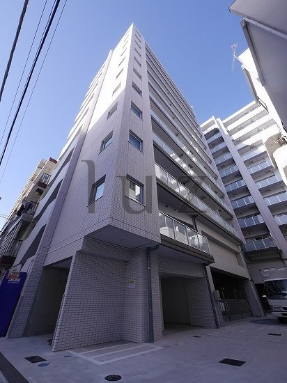 リヴシティ横濱新川町弐番館の外観