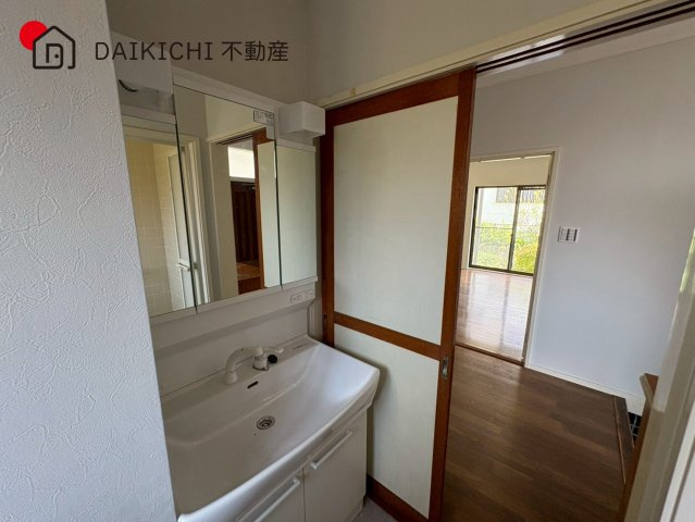 【独立洗面台】 | 日高市武蔵台4丁目　中古戸建