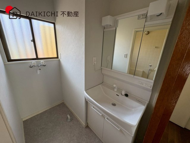 【洗面所】 | 日高市武蔵台4丁目　中古戸建