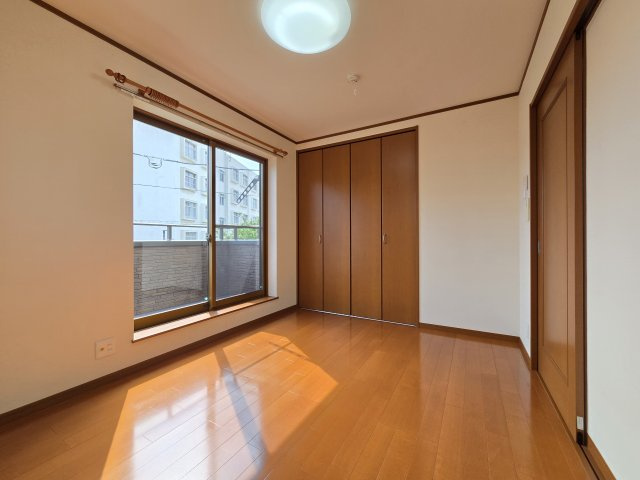 内山アパートの居間・リビング