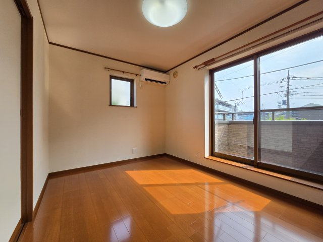 内山アパートの寝室