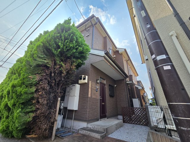 内山アパートの外観