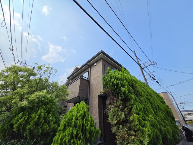 内山アパートの外観