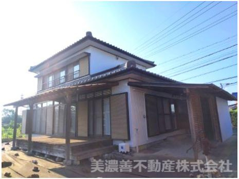 ６７０２０　岐阜市古市場中古戸建て