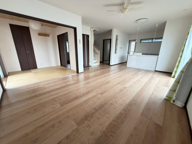 和歌山市松江・中古戸建・117039の居間・リビング