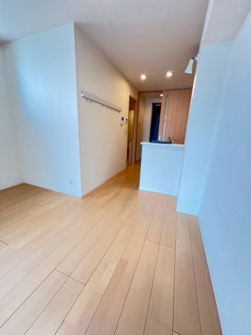 ウェリッシュ東甲子園の居間・リビング