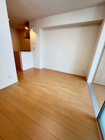 ウェリッシュ東甲子園の居間・リビング