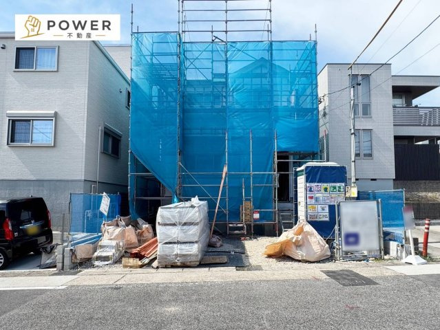 緑区黒沢台１丁目　全１棟の外観|信頼の施工会社による丁寧な家づくりが進行中です。完成まで責任を持って工事を進めてまいります。