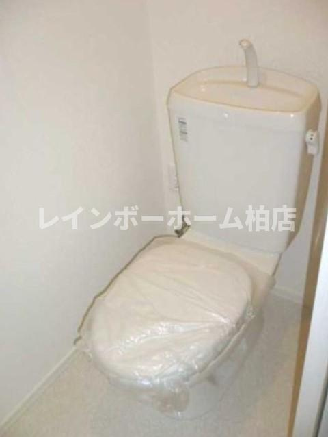 【仲介手数料：50％OFF】対象物件！のトイレ|落ち着いた色調のトイレです