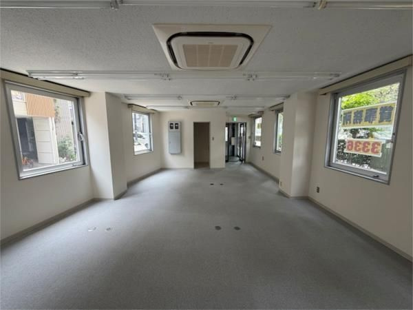 中野区野方４丁目の店舗事務所の内装