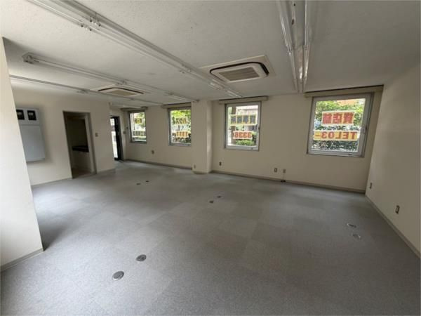 中野区野方４丁目の店舗事務所の内装