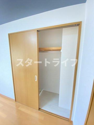 大阪市東淀川区東中島１丁目の賃貸マンションの収納