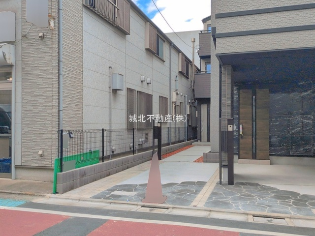 杉並区阿佐ヶ谷南2丁目 全2棟1号棟の駐車場