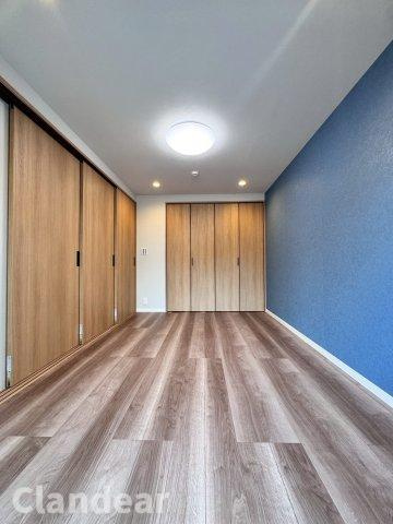 藤和梅島ハイタウンＢ棟の洋室|ドキドキの新生活も、安心してスタート。ぴったりの住まいを見つけませんか？クランディアが一緒に住まい選びをサポートします‼　まずは、お気軽にお問合せください　＃クランディア