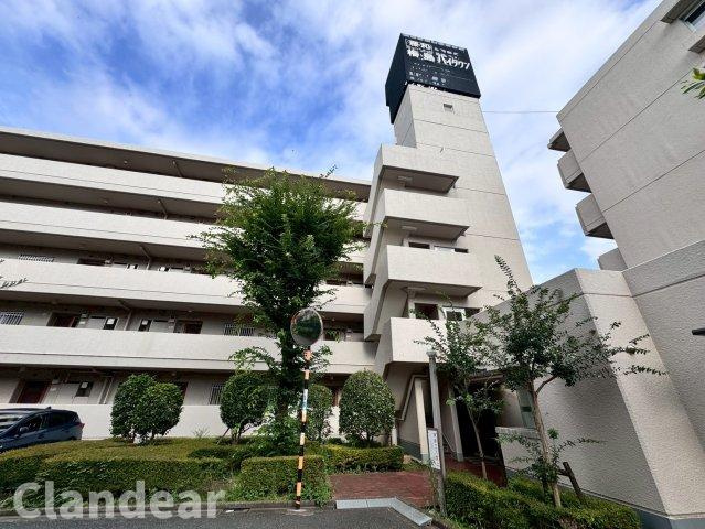 藤和梅島ハイタウンＢ棟の外観|ドキドキの新生活も、安心してスタート。ぴったりの住まいを見つけませんか？クランディアが一緒に住まい選びをサポートします‼　まずは、お気軽にお問合せください　＃クランディア