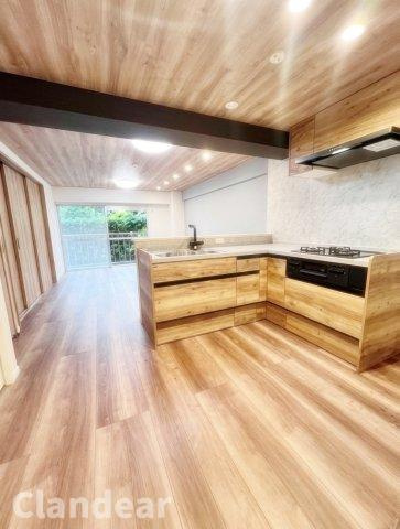 藤和梅島ハイタウンＢ棟の居間・リビング|ドキドキの新生活も、安心してスタート。ぴったりの住まいを見つけませんか？クランディアが一緒に住まい選びをサポートします‼　まずは、お気軽にお問合せください　＃クランディア
