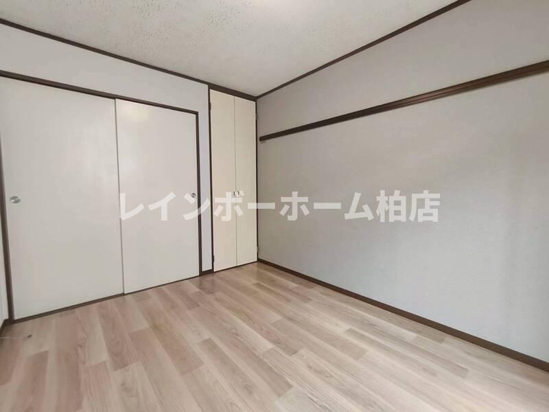 メゾンニチボウの寝室