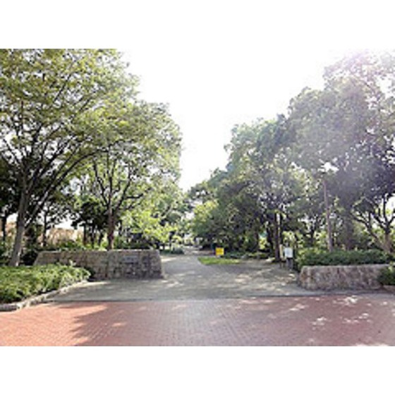 カディカワセⅢの周辺|公園「緑橋緑地まで1744ｍ」