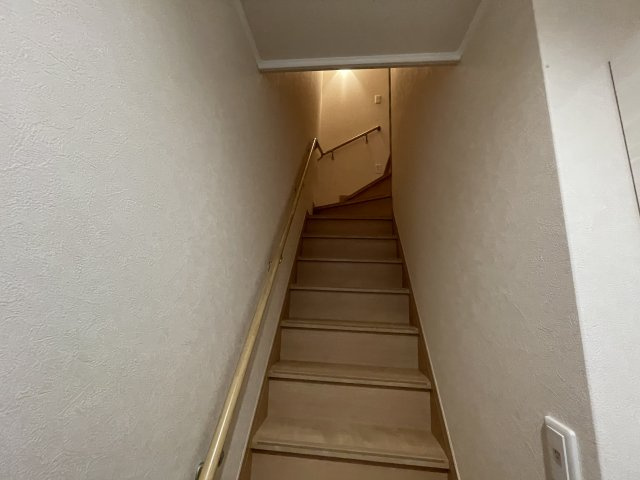 Ｃｌａｓｉａ　Ｊｉｎｄａｉｊｉの内装|明るい色調の室内です