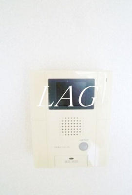 【設備】 | セレンディピティ北沢 | モニター付インターホンです。