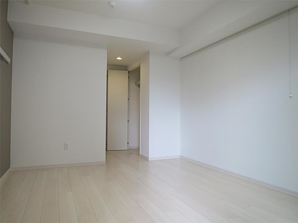 名古屋市中区大須３丁目の賃貸マンションの居間・リビング
