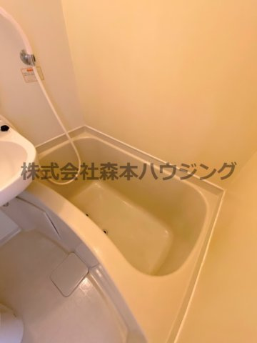 【浴室】 | 　香里ロイヤルプラザ | 日々の暮らしに欠かせないお風呂です