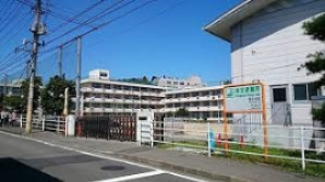 ニューライフ国見マンションの周辺|仙台市立国見小学校・・・徒歩6分