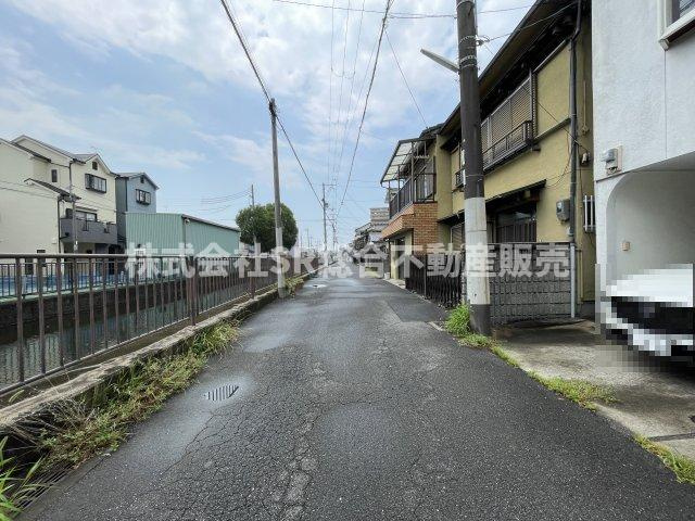 中鴻池町3丁目中古戸建の前面道路含む現地写真|前面道路含む現地写真です