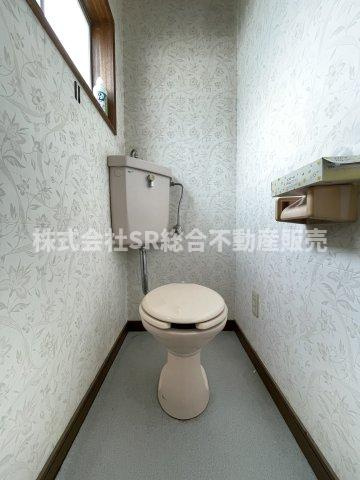 中鴻池町3丁目中古戸建のトイレ|シンプルな造りで使いやすいトイレです！
