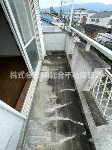 中鴻池町3丁目中古戸建のバルコニー|南向きバルコニーなので陽当たり良好で洗濯物が乾きやすいです！